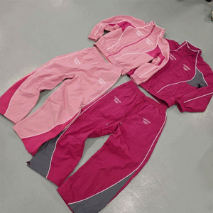 Conjunto de chándal de nailon OEM al por mayor, cortavientos con cremallera, de dos piezas para hombre - Product Image 1