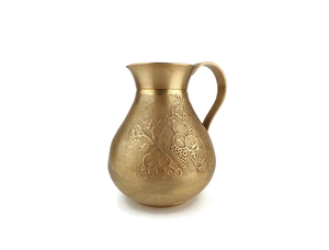 เหยือกทองเหลืองโบราณลายนูนลายดอกไม้และองุ่น yh76 hy เหยือกน้ำโลหะตกแต่ง b - Product Image 1
