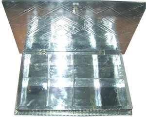 Caja de Latón Esmaltado Hecha a Mano con Diseño Floral en Relieve, Chapada en Oro, Irregular, Artículo de Colección, Recuerdo Antiguo, Artesanía Lowellcraft - Product Image 2