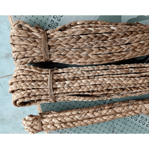 Corde tressée en jacinthe d'eau, matériau écologique en jacinthe d'eau pour le tissage de meubles et les artisanats décoratifs, fabricant vietnamien - Product Image 1