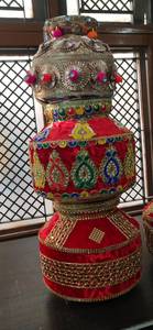 Nouvel Arrivage : Décoration Traditionnelle Rouge et Or Jago Punjabi pour Mariage, en Velours Perlé avec Miroirs – Vente en Gros, Livraison Rapide - Product Image 5