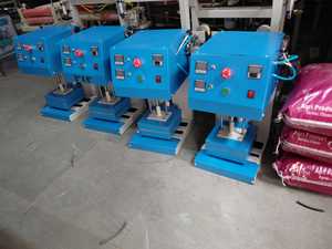 New Arrival Multifunctional Pneumatic <b>Textiles</b> Heat Embossing Logo Press Machine with Wood <b>Packaging</b> - Product Image 3