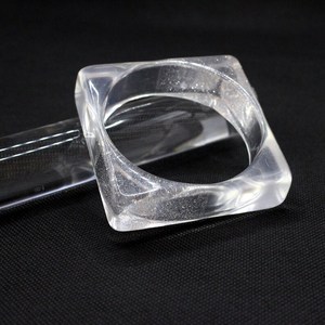 Juego de Brazaletes de Resina de Aspecto Antiguo, Tamaño Personalizado, Hechos a Mano, Alta Calidad, Brazaletes de Resina para Mujeres y Niñas, Ligeros y Cómodos - Product Image 1