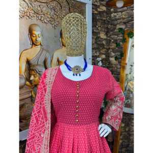 Conjunto de Vestido de Fiesta para Mujer de Diseñador, Elegante, Incluye Pantalón y Dupatta - Product Image 4