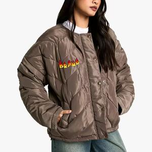 Chaqueta Acolchada Personalizada 2026, Chaqueta de Invierno con Relleno de Plumón y Algodón Grueso, Parka Personalizada para Mujer - Product Image 1