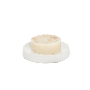 Porte-savon minimaliste en plastique blanc pour savon rond, facile à nettoyer, accessoire de salle de bain - Product Image 1