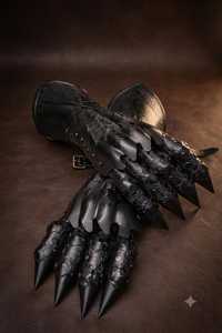 ถุงมือเหล็กสไตล์โบราณแบบอัศวิน ชุบนิกเกิลสีดำ ผลิตจากโลหะหล่อ - Product Image 3