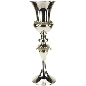 Factory Direct Decorative Iron Flower <b>Vase</b> for Global Wholesale Buyers and RetailersContemporary Decorative Metal Flower <b>Vase</b> - Product Image 1