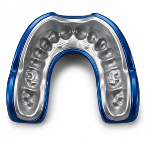Protector bucal con construcción flexible, superficie suave y diseño de ajuste cómodo para una protección confiable durante - Product Image 4