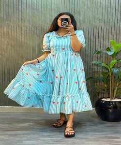 ชุดเดรสพิมพ์ลายแฟนซีมูล ชานเดรี แบบชิ้นเดียว สวมใส่ได้ทุกวัน ราคาขายส่ง เสื้อผ้าชาติพันธุ์ สีฟ้า - Product Image 1