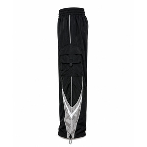 Ensemble survêtement coupe-vent léger en nylon avec veste zippée réfléchissante et pantalon de jogging en nylon - Product Image 5
