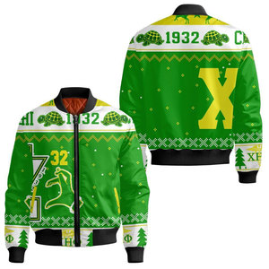 เสื้อแจ็คเก็ตบอมเบอร์สีเขียวสำหรับผู้ชาย Chi Eta Phi ปี 1932 พิมพ์ลายดิจิทัล ซิปด้านหน้า สวมใส่สบาย ดีไซน์ลายเต่าและลาย X - Product Image 1