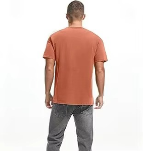 T-shirt Homme Premium 100% Coton Teint en Pièce - Orange Brûlé Effet Vintage Streetwear - Personnalisable avec Logo, Taille Unique, Grande Taille, Entraînement - Product Image 3
