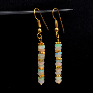 Boucles d'oreilles en opale éthiopienne, perles en or 14 carats, pierre précieuse multicolore - Product Image 2