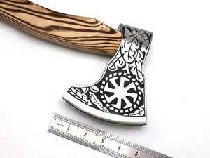 Hacha Vikinga Tomahawk de Acero Inoxidable Hecha a Mano de Alta Calidad, Diseño Más Popular con Mango de Madera y Funda de Cuero - Product Image 5