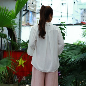 Blusas de rayón de lino de ramio de alta calidad para mujer Primavera Verano mangas voluminosas sueltas a cuadros Formal capa transparente directa al por mayor - Product Image 3