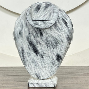 การแสดงเครื่องประดับสร้อยคอหนังวัวแบบกำหนดเองได้สำหรับการแสดงเครื่องประดับหน้าอกเครื่องประดับ - Product Image 5