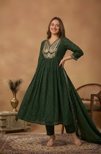 Ensemble Anarkali Salwar Kameez en mousseline de soie verte brodée de fleurs, tenue de fête pour femmes, tenue modeste avec dupatta - Product Image 2