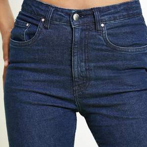 กางเกงยีนส์ฮิปฮอปทรงแบ็กกี้สำหรับผู้หญิง มีกระเป๋าหลายช่อง ล้างสีแล้ว ทรงขากว้าง แฟชั่นเอวสูง กางเกงคาร์โก้สำหรับผู้หญิง - Product Image 4