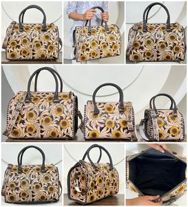 Sac de voyage de luxe en cuir de vachette fait main grande capacité, style tournesol, pour femme, sac à bandoulière de créateur personnalisé - Product Image 3