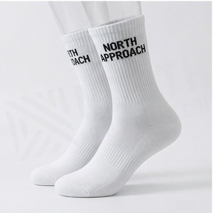 Chaussettes North Approach en coton blanc respirant avec imprimé lettres pour adultes, idéales pour le printemps et les tenues décontractées - Product Image 3