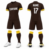 Ensemble de maillots de football personnalisés à manches courtes, couleur claire, respirant, écologique, haute qualité, faible MOQ et prix de gros