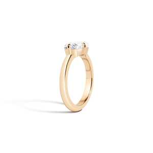 Anillo de compromiso de oro de 14K personalizado con diamante de laboratorio de corte octogonal de 2 quilates, engaste de puntas tipo brújula de 2.4mm de ancho, alianzas nupciales al por mayor - Product Image 3
