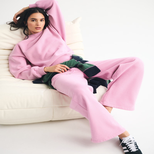 Pantalon de jogging en molleton de qualité supérieure pour femmes, coupe ample et décontractée, doux et chaud, idéal pour l'entraînement physique et les tenues décontractées - Product Image 4