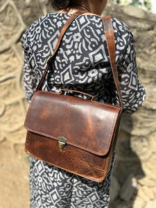 Real Handmade Full Grain Genuine Crunch <b>Leather</b> Handbag Stylish Women Real Vintage <b>Leather</b> Office Use <b>Cross</b> <b>Body</b> Shoulder <b>Bag</b> - Product Image 2