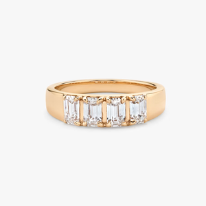 Bague en diamant de laboratoire taille émeraude, or jaune 14 carats plaqué rhodium, certifiée IGI, style tétraédrique, pour mariage, fête, luxe moderne - Product Image 1