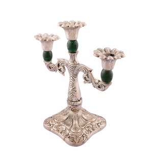 Candelabro decorativo navideño de metal con acabado verde, centro de mesa para el hogar, portavelas a precio de mayoreo - Product Image 2