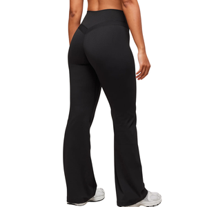 Pantalon de yoga noir taille haute évasé sans couture pour femme, leggings coupe bootcut pour la gym, l'entraînement et les tenues de sport athleisure élégantes - Product Image 2