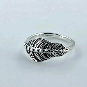 Anillo de Plata de Ley con Diseño de Hoja para Mujer, Hecho a Mano, Inspirado en la Naturaleza, Minimalista, para Regalo - Product Image 5