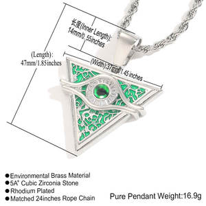 Colgante de Alta Demanda Chapado en Rodio con Circonita Cúbica Verde, Joyería Religiosa Unisex de Latón Ecológico, 47mm de Largo - Product Image 1