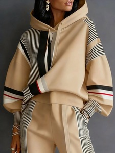 <b>Sexy</b> Women Crop Tracksuit Two Piece Jogger <b>Set</b> 100% Cotton Eco-Friendly Breathable OEM Factory Supply for Online Fashion Stores - Product Image 2