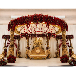 Mandap Dorado de Fibra Majestuoso para Bodas del Sur de la India, Estilo Templo Tradicional, Manavarai Intrincadamente Tallado, Decoración de Mandap Balaji - Product Image 5