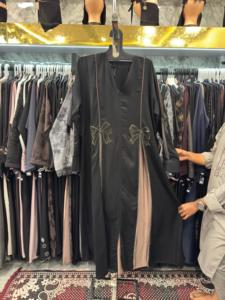 Vente flash : magnifique abaya de Dubaï pour femmes, kaftan brodé à la main, vêtements et accessoires islamiques traditionnels, conçus pour les musulmanes. - Product Image 2