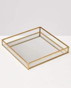 Plateau de service en métal de luxe fait main avec bordure miroir pour la présentation de desserts et de boissons dans les restaurants et hôtels - Product Image 2