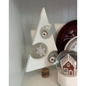 Décoration de sapin de Noël classique en bois et MDF pour un style saisonnier - Product Image 4
