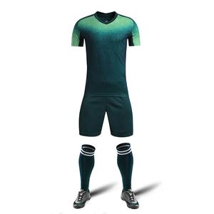 Nouveau 2024 maillot de football de haute qualité vêtements de sport respirants à séchage rapide personnaliser l'uniforme de l'équipe de football par sublimation pour hommes et femmes. - Product Image 1