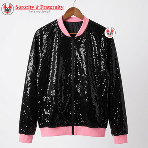 เสื้อแจ็คเก็ตบอมเบอร์สีดำประดับกลิตเตอร์ระยิบระยับ ระบายอากาศได้ดี ของกลุ่มพี่น้องอัลฟาคาปา  แขนยาวทันสมัย เป็นมิตรต่อสิ่งแวดล้อม - Product Image 1