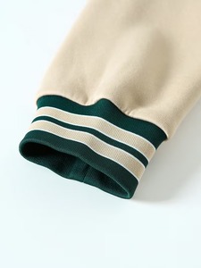 Chaquetas Varsity de Invierno Personalizadas para Hombre, Gran Venta, Logotipo Frontal Personalizado, Colores y Logotipo Personalizables, 100% Algodón-Lana, Corte Regular, Cierre de Botones - Product Image 5