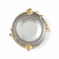 Bol de service artisanal en or, motif papillon et ginkgo, en acier inoxydable et laiton naturel, pièce maîtresse artistique pour la décoration intérieure moderne et la table