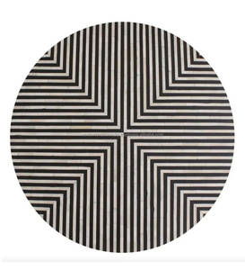 Table basse en incrustation d'os au design unique pour la décoration intérieure Élevant votre espace avec un confort élégant - Product Image 4