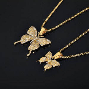 Colgante de mariposa de acero inoxidable con diseño nuevo, chapado en oro y diamantes, estilo hip hop, para mujer. - Product Image 4