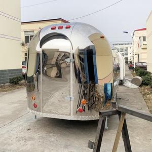 Camion de cuisine mobile personnalisé pour la vente de burgers, pizzas, sandwichs et autres plats de rue - Product Image 4