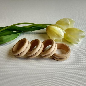 Porte-serviettes ronds en bois pour mariage, design classique, respectueux de l'environnement - Product Image 5