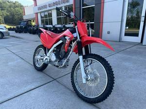 Moto tout-terrain CRF 125F 125cc pour enfants 2026 avec démarrage électrique EFI et caractéristiques tout-terrain premium - Product Image 1