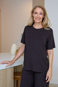 T-shirt en coton personnalisé pour femme, col rond, décontracté, basique, doux, respirant, coupe classique, haut d'été - Product Image 5