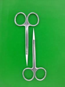 5 Tijeras Iris Premium de Acero Inoxidable de 4.5 Pulgadas, Instrumento Quirúrgico/Médico/Veterinario Recto, Incluye Pinzas de Disección - Product Image 4